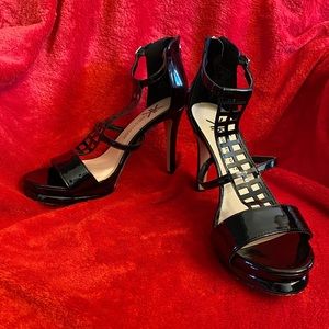 Kardashian Kollection Helen Heels Black size 7 1/2